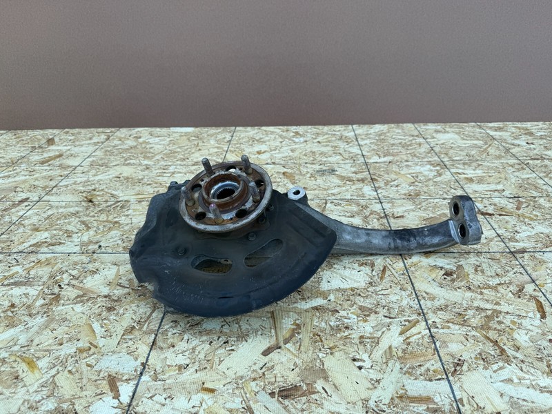 GENESIS SEDAN & G80 G90 2015-2020 OEM FRONT RIGHT PASSENGER SPINDLE KNUCKLE AWD
