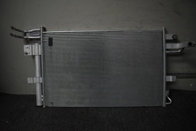 2016-2019 FORD EXPLORER RADIATOR FACTORY OEM