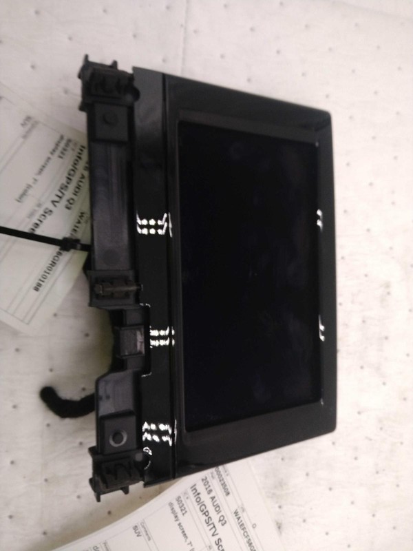 2016 AUDI Q3 Infotainment Display OEM Black 129k Miles NJ25-23508-596526