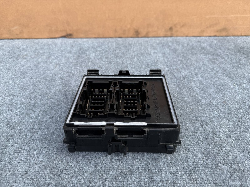 FORD BRONCO SPORT 2021-2025 OEM UNDER HOOD ENGINE BAY JUNCTION FUSE BOX UNIT ASY