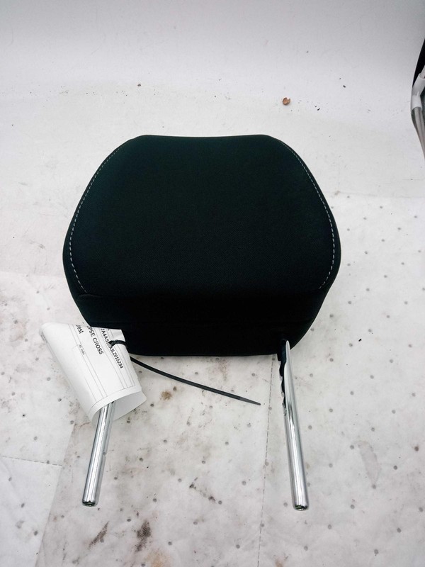 2020 Mitsubishi Eclipse Cross Headrest Red OEM Used 50k Miles NJ25-26438-678350