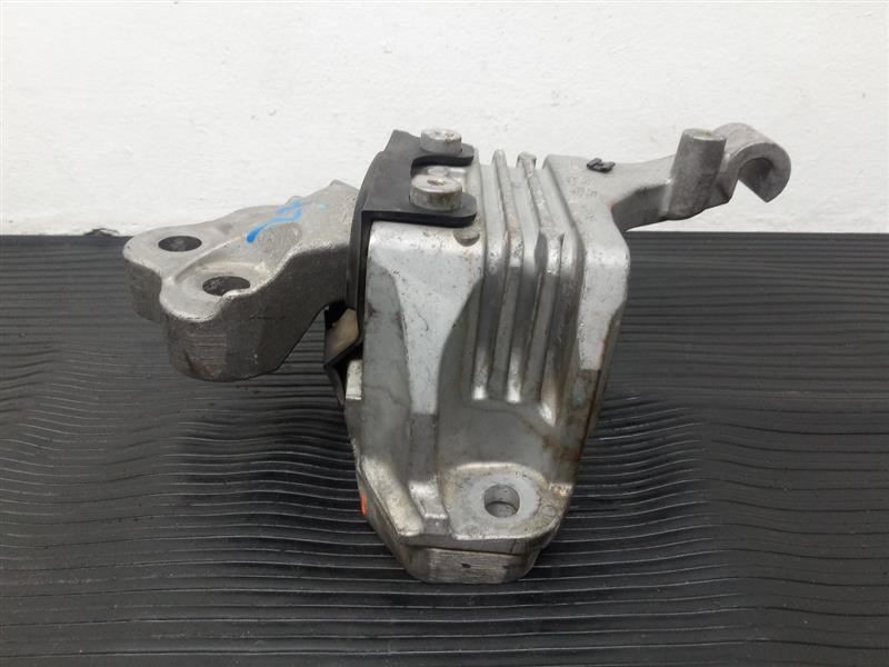 14-23 Jeep Cherokee 2.4L Transmission Mount OEM 68418876AB