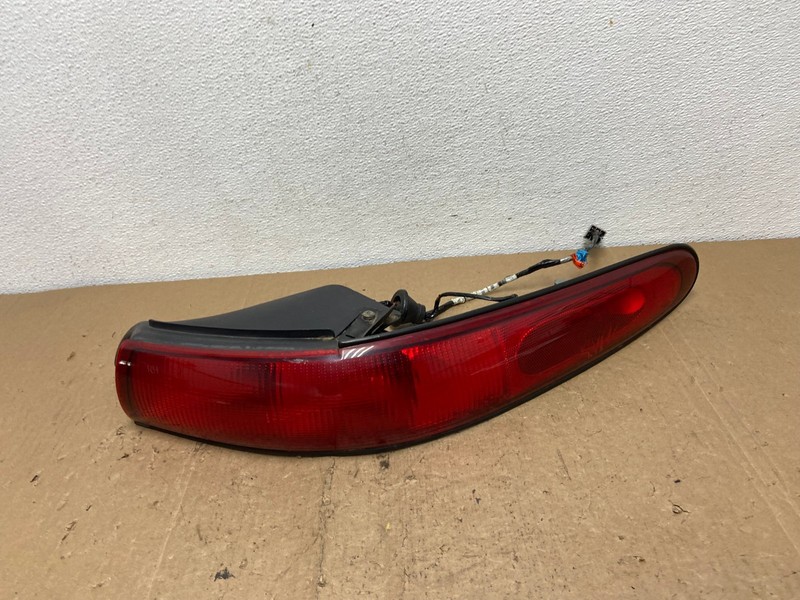 1996 to 1997 Mercury Sable Right Passenger RH Side Tail Light AC7321 LK