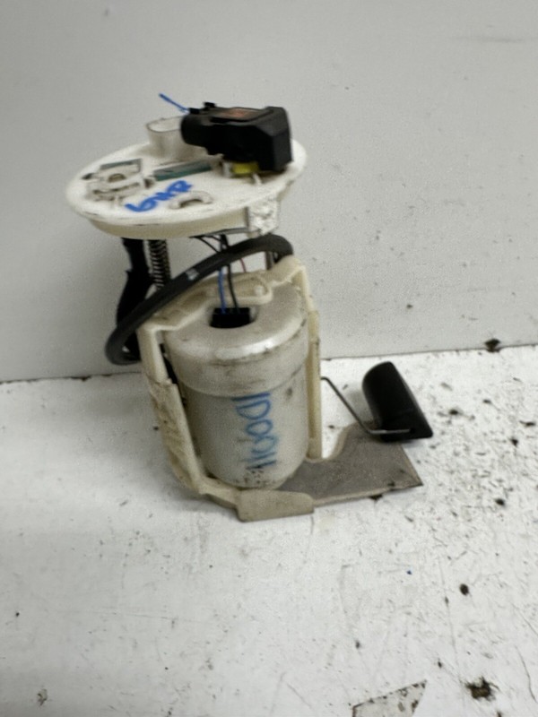 2007-2011 Toyota Camry Hybrid 2.4L Fuel Pump w Sending Unit & Bracket