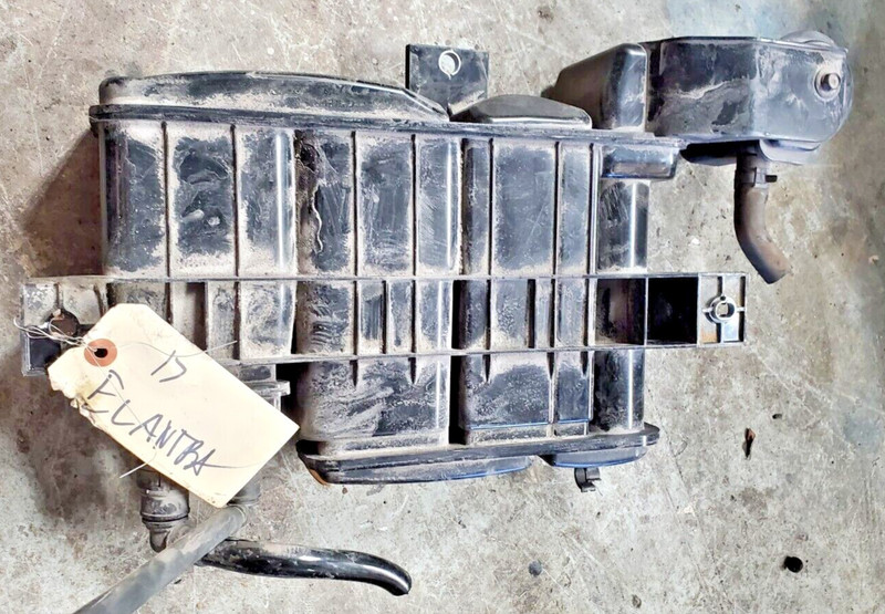17-20 HYUNDAI ELANTRA 2.0L SEDAN EMISSION EVAP TANK CHARCOAL CANISTER OEM