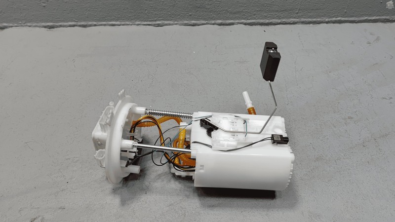 2021-2025 Nissan Rogue AWD Fuel Gas Gasoline Tank Reservoir Pump OEM