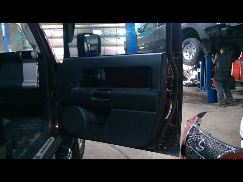 2007 FJ CRUISR Passenger Right Front Door Trim Panel 1645161