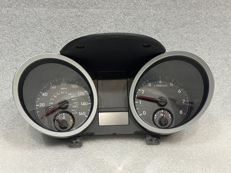 2009-2010 Hyundai Genesis Speedometer Instrument Cluster 94001-2M190 OEM