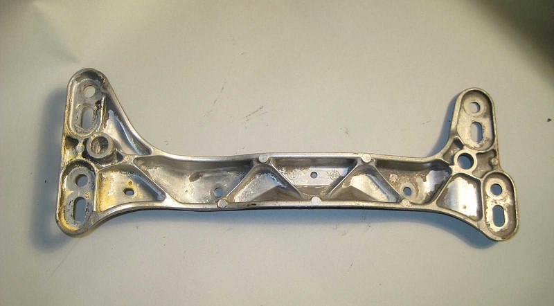 1992-2002 BMW E36 Z3 Manual Transmission Crossmember Support Bracket OEM
