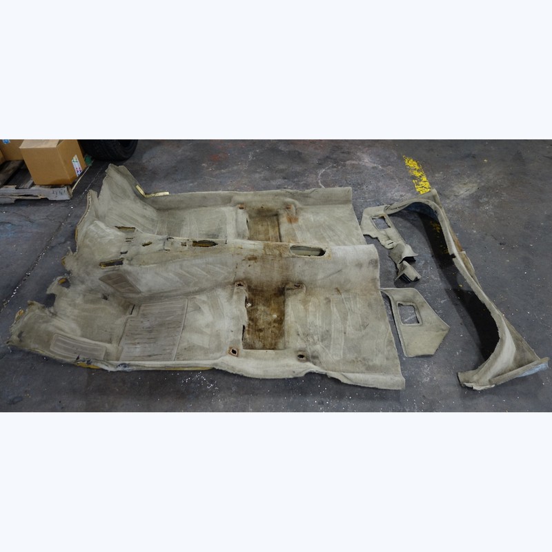 1983-1988 BMW E28 5-Series Sedan Factory Floor Covering Carpet Pearl Beige OEM
