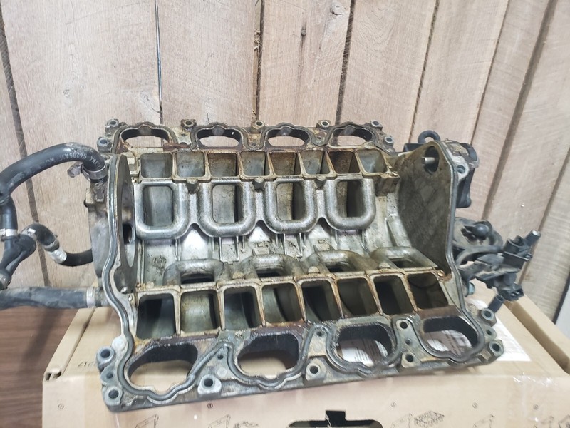 🥇04-06 AUDI D3 4E A8 A8L 4.2L ENGINE INTAKE MANIFOLD 077133185BB OEM