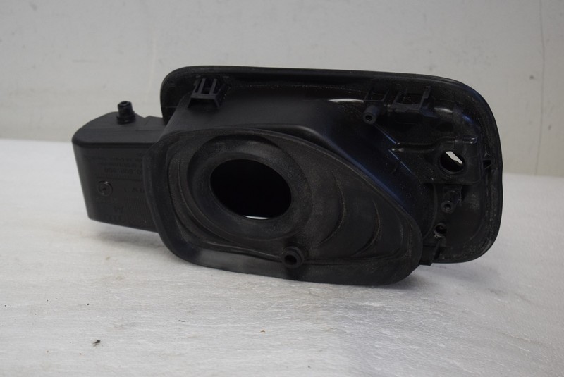 2017-2018 AUDI A4 FUEL POCKET INSERT FACTORY OEM