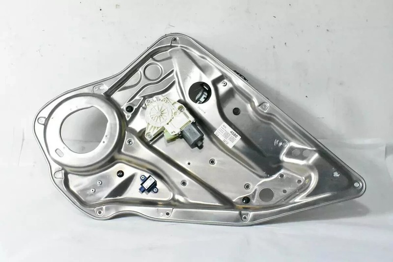 08-16 Mercedes W212 C300 E350 Rear Right Side Door Window Regulator Panel OEM