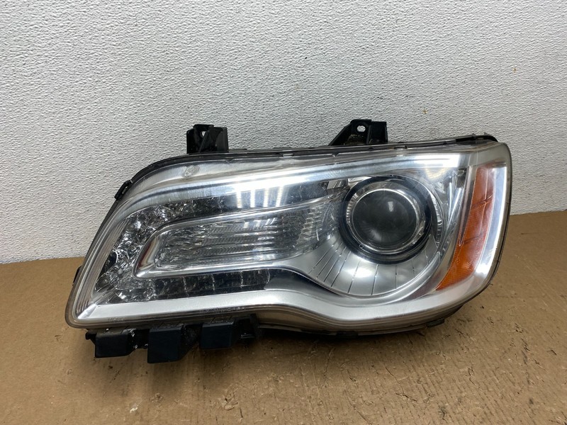 2011 to 2014 Chrysler 300 Left Driver LH Halogen Headlight OEM AD8817 DW