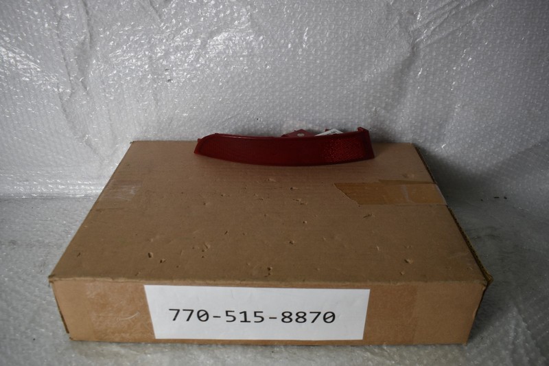 BMW X5 REAR LEFT SIDE REFLECTOR 2019-2020 FACTORY OEM 8091925-07
