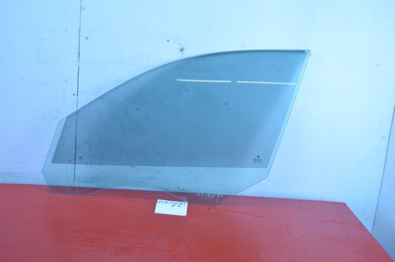 04-10 BMW E60 5 SERIES FRONT LEFT DRIVER SIDE DOOR WINDOW GLASS OEM