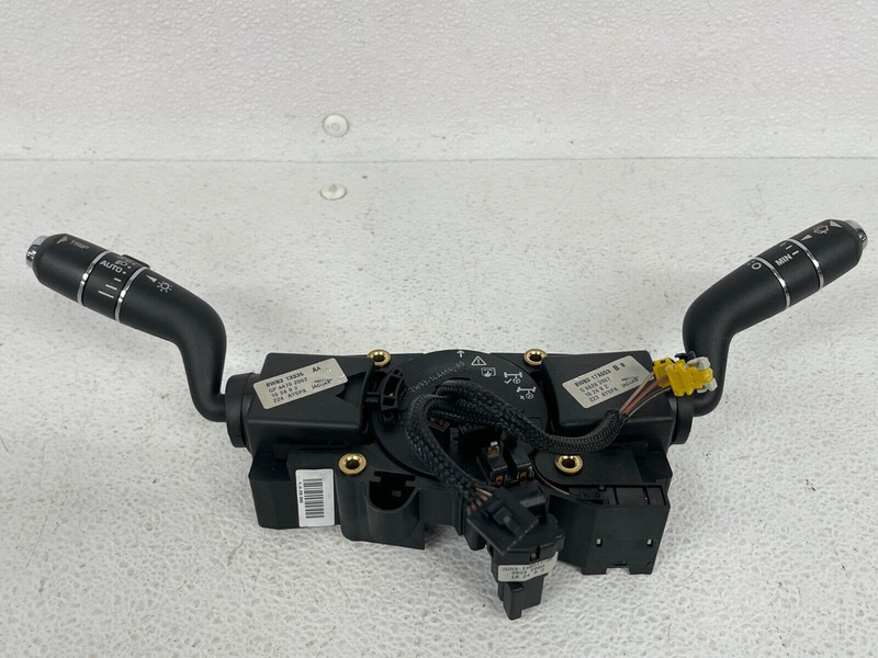 ⭐2010-2015 JAGAUR XJ STEERING COLUMN TURN SIGNAL WIPER STALK SWITCH OEM LOT2306