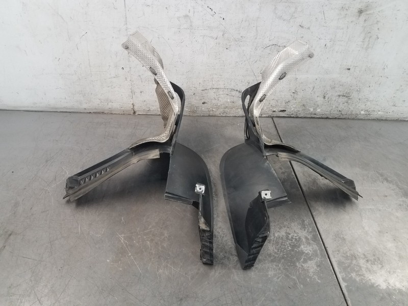 2007 Porsche Cayman S 987 Rear Wheel Liners / Guides / Heat Shields #3075 G2