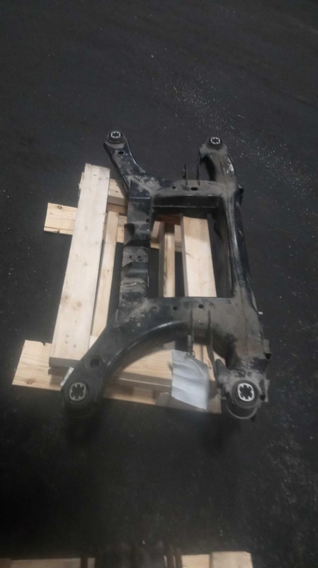 2020 Ford Escape Frame Crossmember OEM LX6Z5035Z 61K Miles Grey 4WD AWD