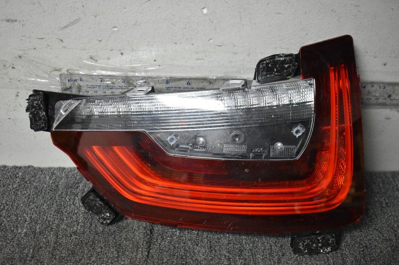2014-2019 BMW I3 RIGHT SIDE TAIL LIGHT FACTORY OEM