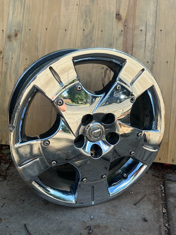 2002 - 2010 Lexus SC430 18 Inch Chrome Wheel Rim 560-74160 74160 4261124460 OEM