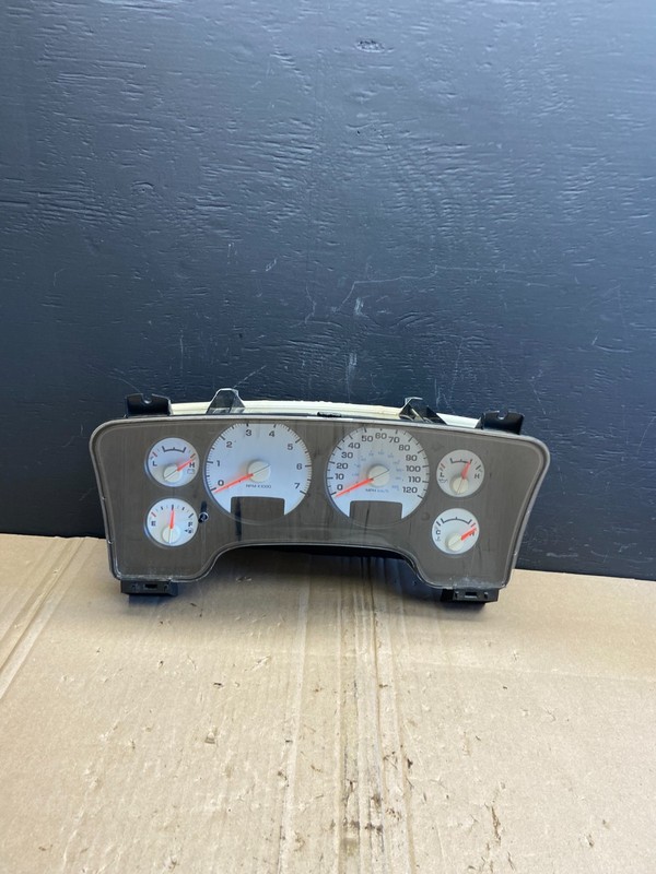 2004 2005 Dodge Ram 1500 Instrument Speedometer Gauge Cluster OEM AB8898 DG