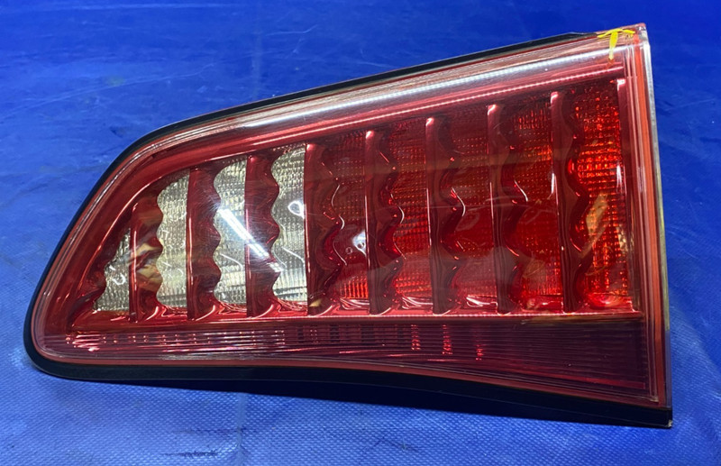 2011-2014 INFINITI QX56 QX80 RIGHT SIDE LED INNER TRUNK TAIL LIGHT LAMP # 77962