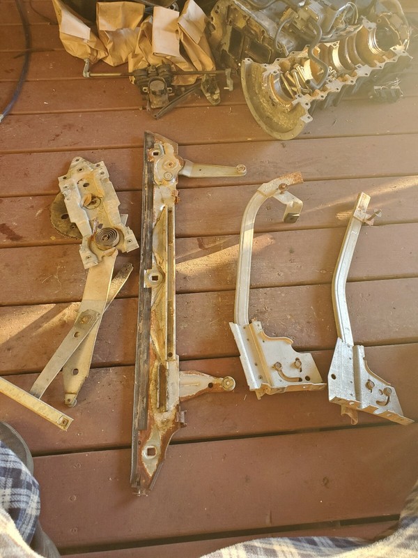65 Cadillac Fleetwood RIGHT PASSENGER SIDErear DOORREGULATOR and track