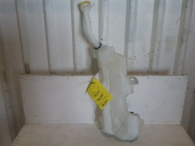 Wash Reservoir Front Fits 17-21 PACIFICA 3346662