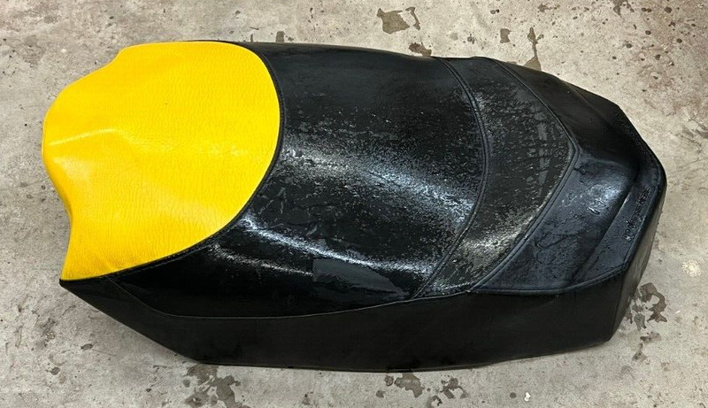 Ski-doo MXZ 800 Xp Seat Saddle Black Yellow Assembly 2009+ 510005407