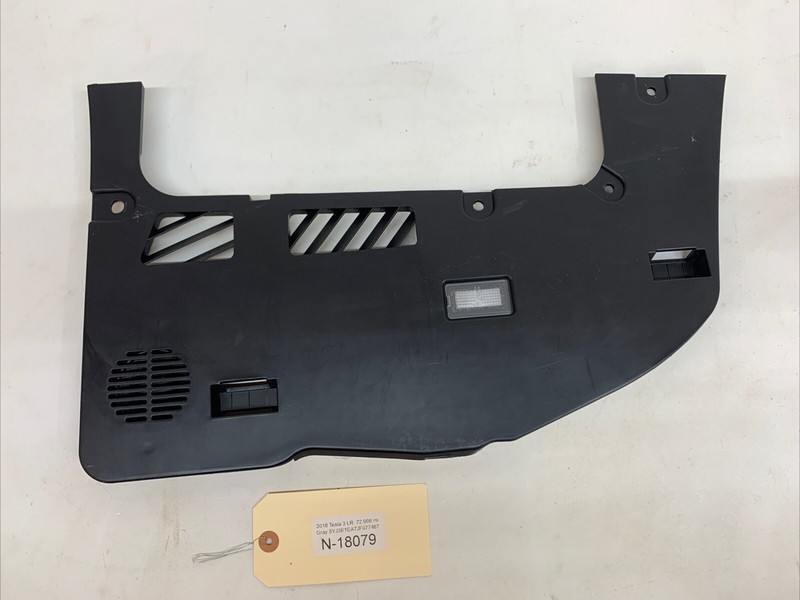 17-22 TESLA MODEL 3 RH LOWER UNDER DASHBOARD TRIM COVER 1130978-00-B 18079 B107