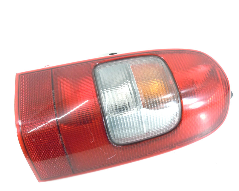 1997-2004 Oldsmobile Silhouette Tail Light Lamp Passenger Right OEM
