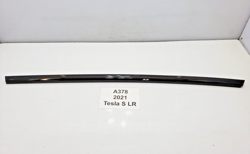 ✅ 21-25 OEM Tesla Model S Rear Right Passenger Door Outer Belt Molding Trim