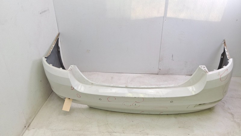 2012-2016 BMW F10 528I REAR BUMPER COVERWHITEOEM SEE PICTURES FOR CONDITION