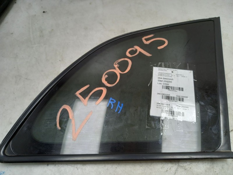 01-05 TOYOTA RAV 4 PASSENGER RIGHT QUARTER GLASS LIGHT TINT
