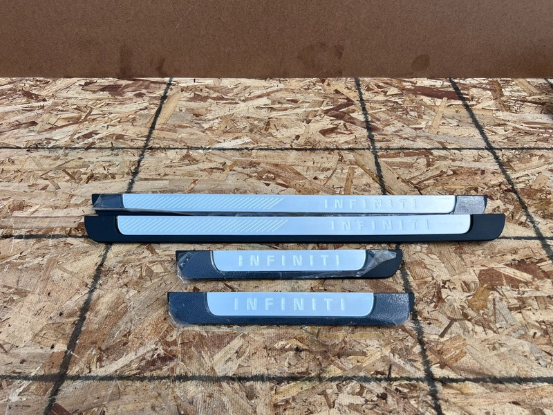 INFINITI QX60 22-26 OEM FRONT REAR LEFT RIGHT SCUFF PLATE DOOR SILL SILLS SET