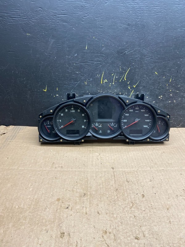 2005 2006 Porsche Cayenne Speedometer Instrument Cluster Oem z1614 DG
