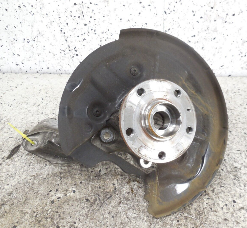 18-22 Volkswagen Tiguan Rear Spindle Knuckle Hub Pass Right OEM Mexico Built