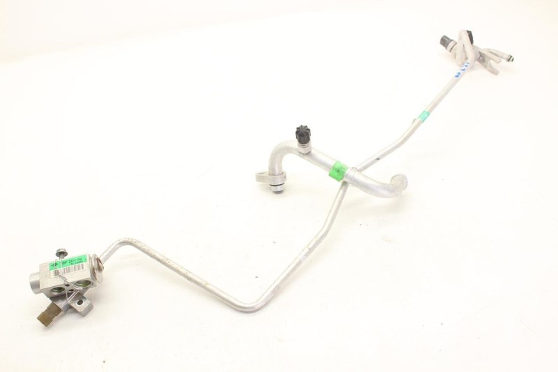 99-01 Porsche 911 Carrera 4 Set of Ac Pressure Lines Ac Hoses 99657309302