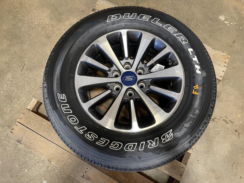 2015-2017 FORD EXPEDITION WHEEL RIM TIRE BRIDGESTONE 275/65 R18x8.5 12 SPOKE OEM