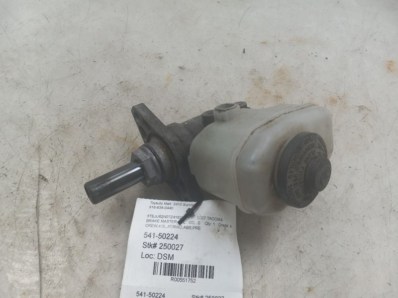 07 08 TOYOTA TACOMA PRERUNNER 4.0L BRAKE MASTER CYLINDER WITH SKID CONTROL