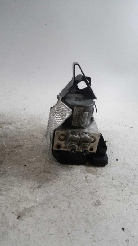 2014 Mercedes-Benz GL-Class ABS Hydraulic Assembly OEM Black 104K Miles