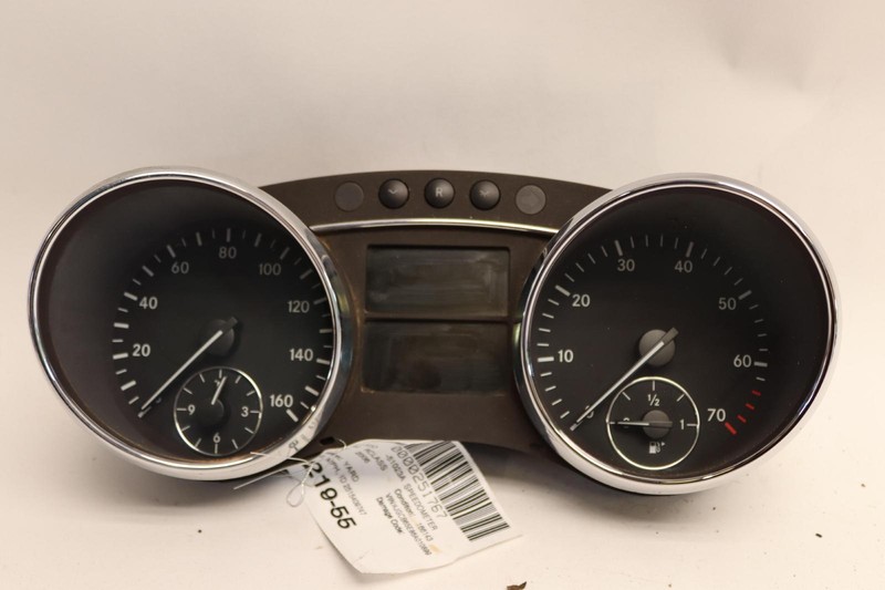2006-2007 MERCEDES R-CLASS R350 W251 INSTRUMENT CLUSTER GAUGE SPEEDOMETER OEM