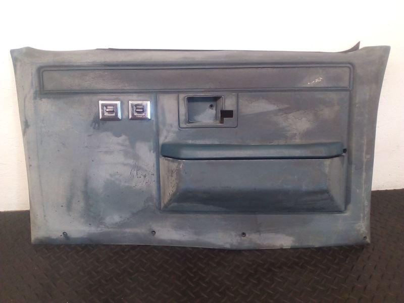 87-91 Chevrolet Suburban Front Right Passenger Door Panel Blue OEM 15597660