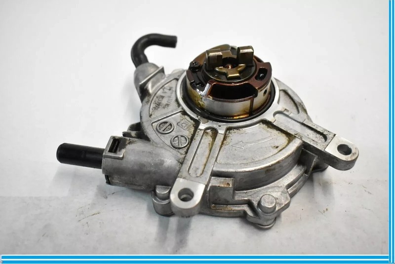 06-11 Mercedes R171 SLK300 E350 Engine Motor Brake Vacuum Pump 2722300565 OEM