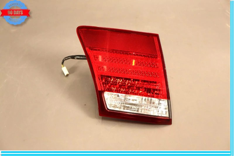 07-09 Lexus LS460 LS600h XF40 Rear Left Driver Side Inner Taillight Lamp OEM