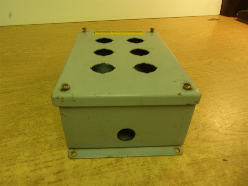 Hoffman P-0645 6-Button Switch Enclosure Control Station *FREE SHIPPING*