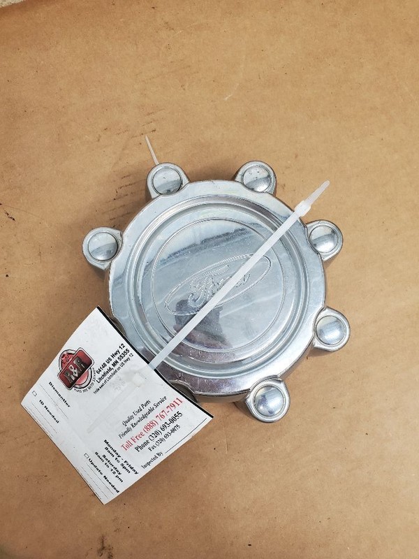 F250SD2004 Center Cap Wheel 289891