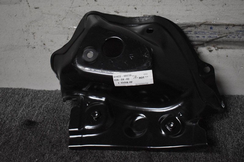 2013-2018 TOYOTA RAV4 QUARTER TROUGH LEFT SIDE FACTORY OEM