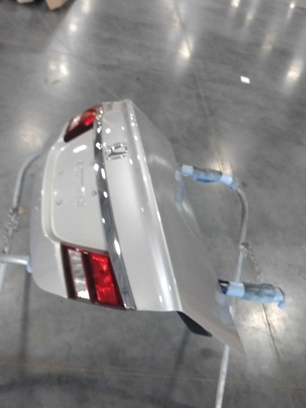 2015 Honda Civic Deck Lid Trunk Lid Silver OEM 48839 Used 160K Miles